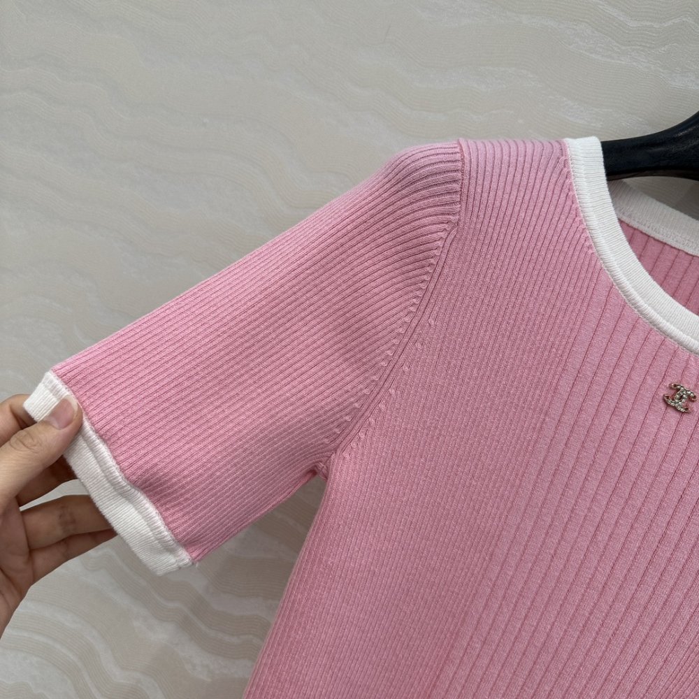 Футболка жіноча фото 5