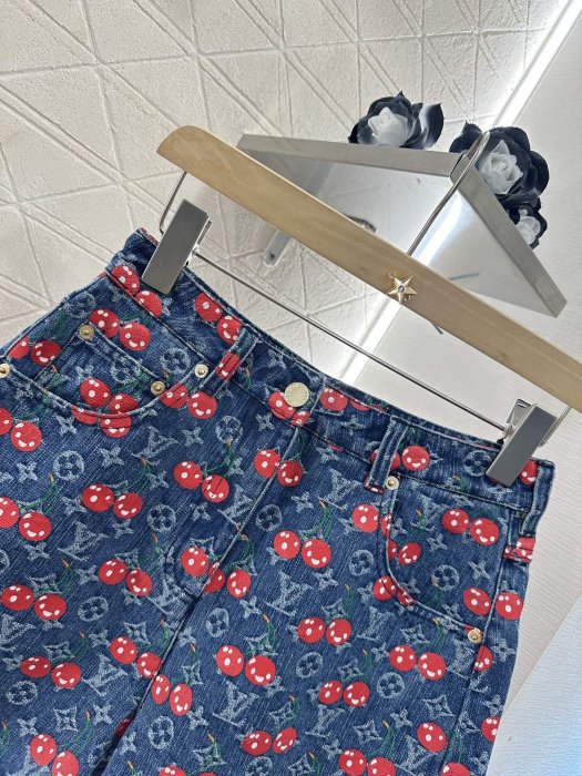 Шорти джинсові жіночі фото 3