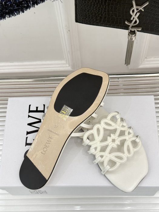 Шлепанцы фото 9