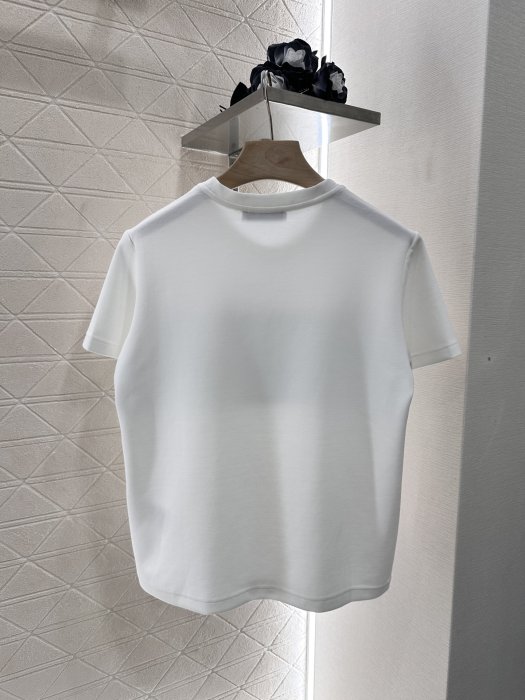 Футболка женская фото 2