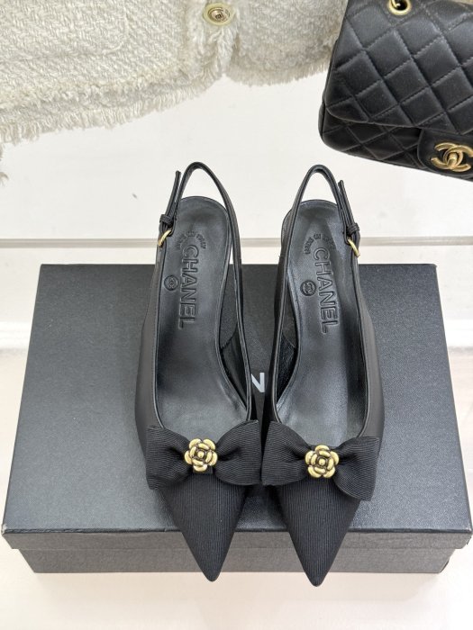 Босоножки фото 4