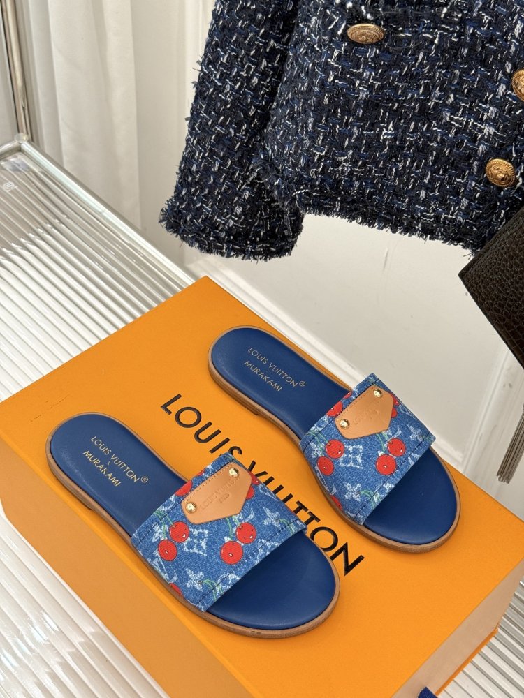 Шлепанцы женские фото 3