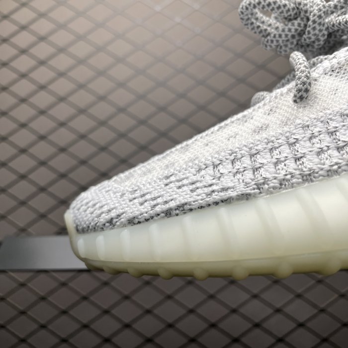 Кроссовки Yeezy Boost 350V2 фото 6
