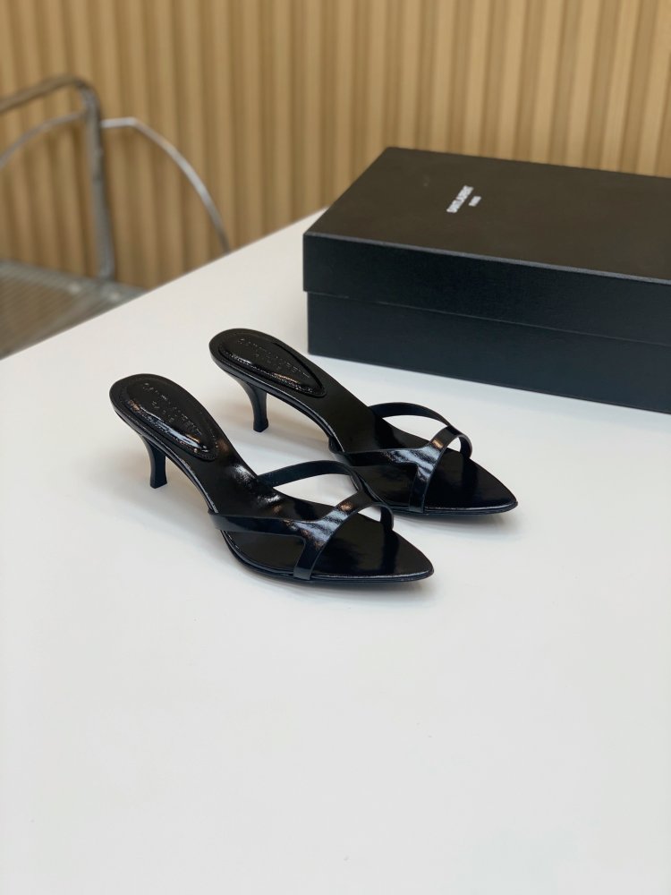 Босоножки фото 2