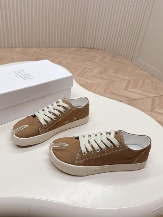 Кеды женские с раздвоенным носком фото 2