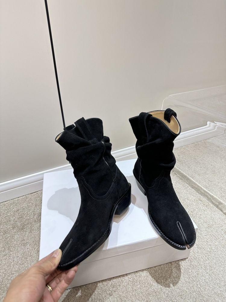 Женские кожаные ботинки MM6 с раздвоенным носком фото 4