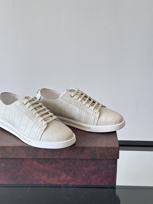 Кроссовки фото 7