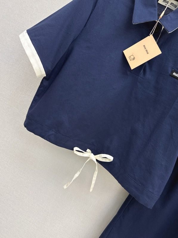 Костюм женский фото 3