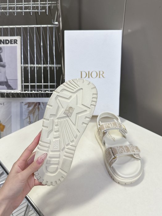 Sandals women's фото 9