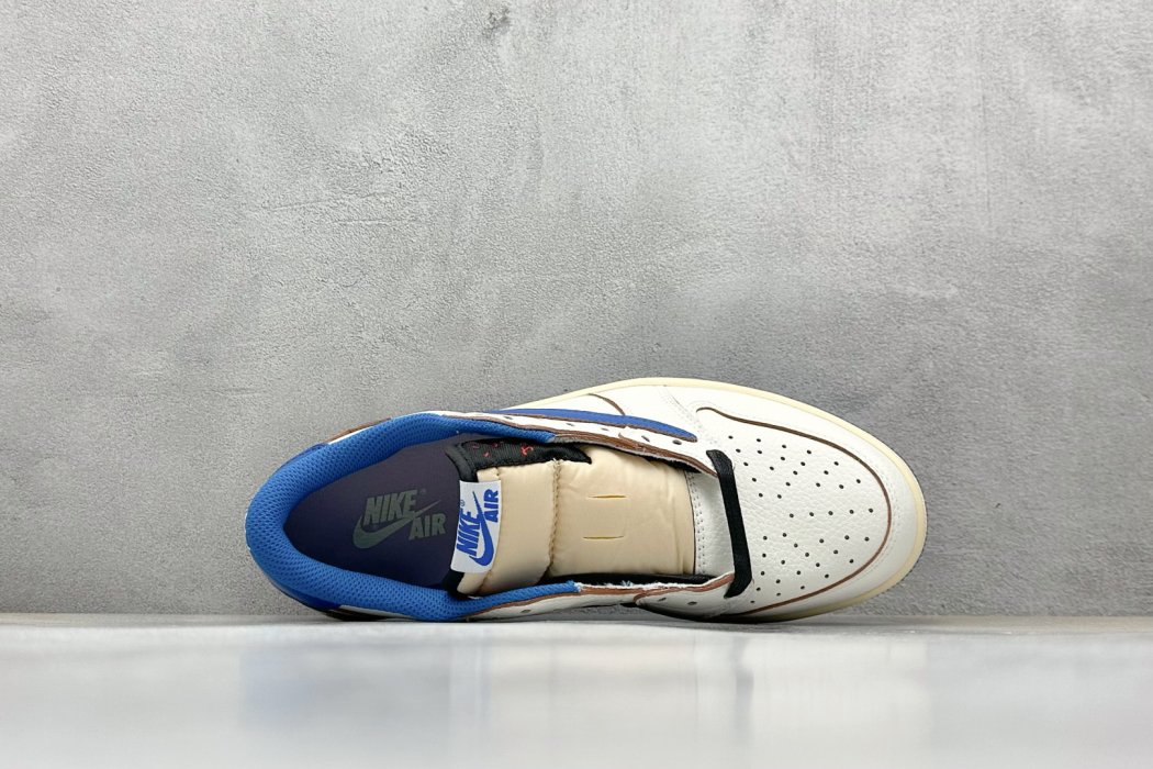 Кроссовки Travis Scott x Air Jordan AJ1 Low фото 3