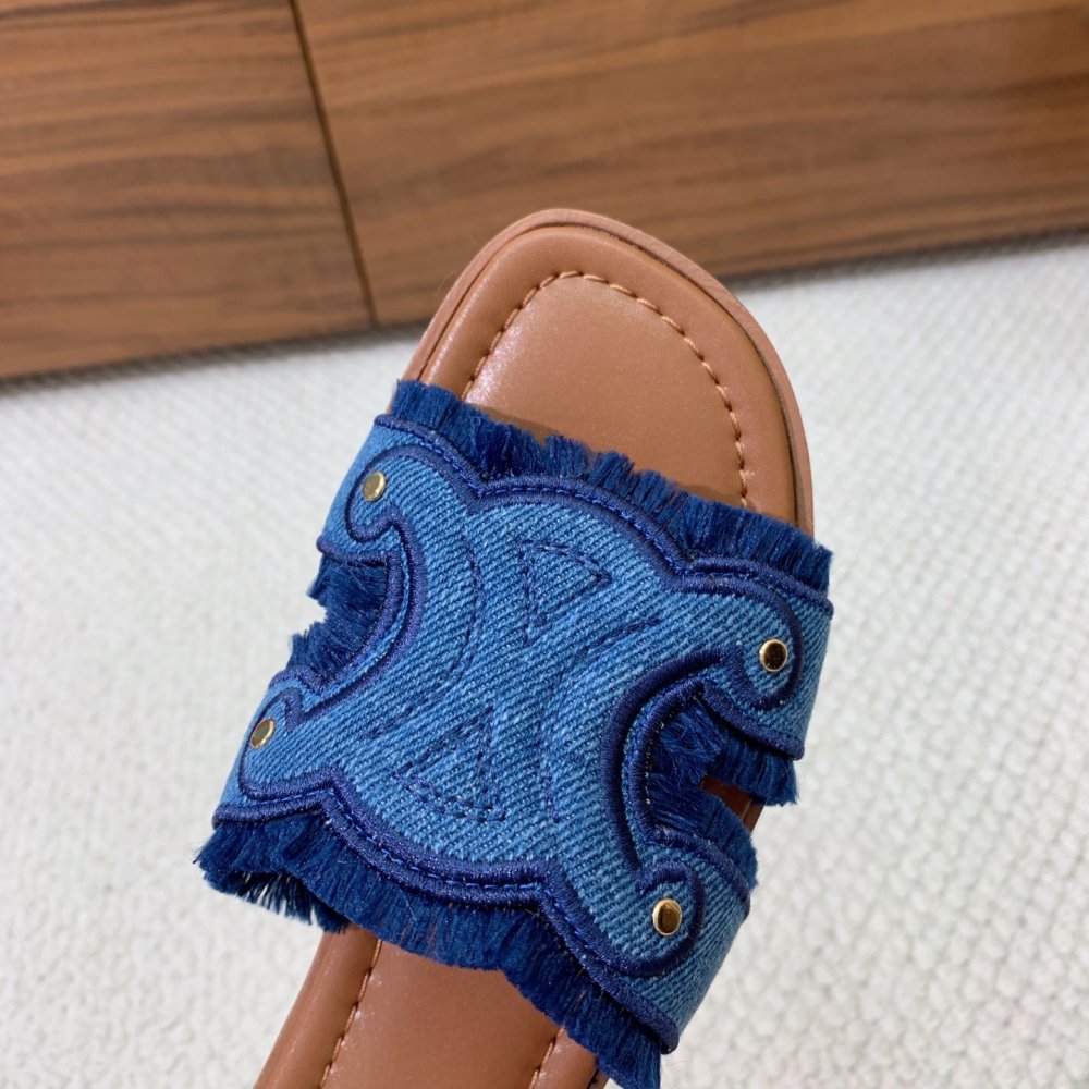 Шльопанці жіночі фото 6