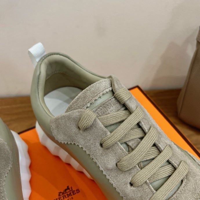 Кроссовки фото 3