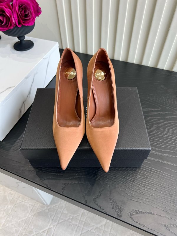 Satin shoes boats on stud