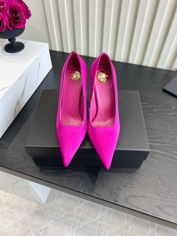 Satin shoes boats on stud