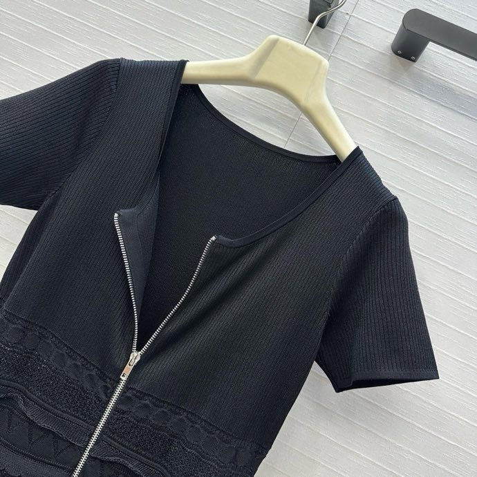 Ажурное трикотажное платье фото 3