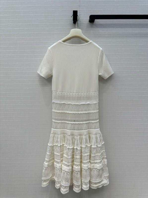 Ажурное трикотажное платье фото 3