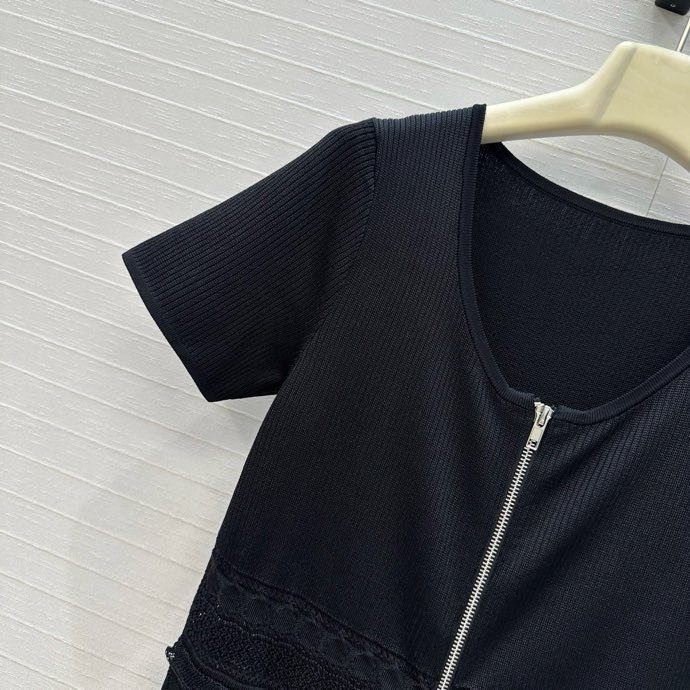 Ажурное трикотажное платье фото 4