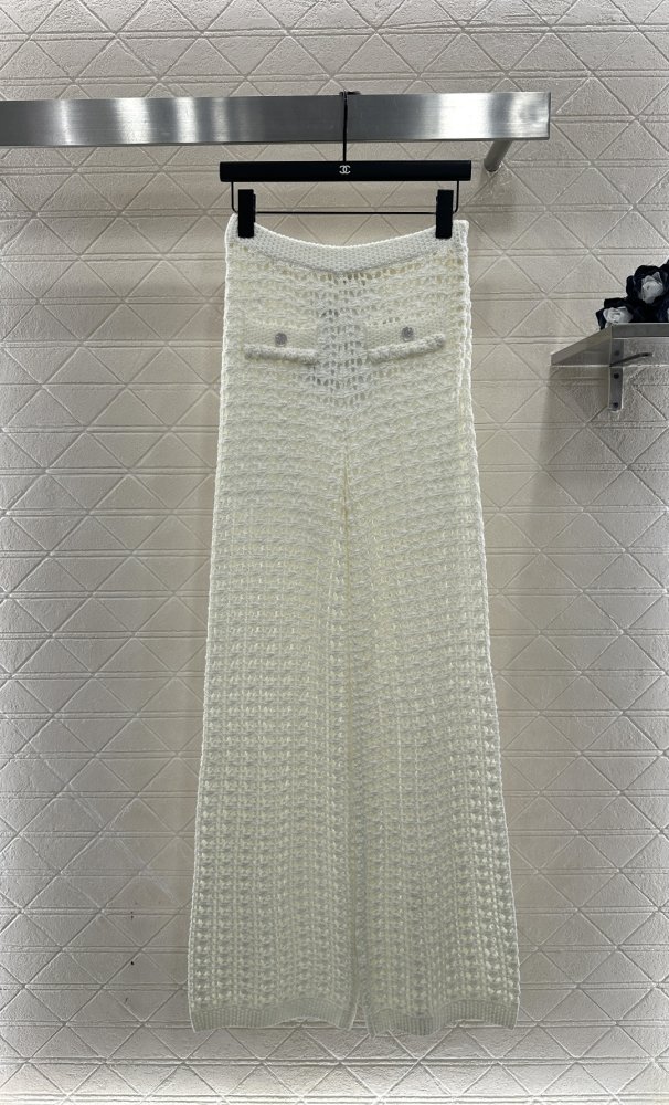 Ажурные брюки с широкими штанинами