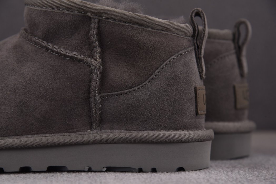 Угги Classic Ultra Mini Boot Grey фото 13