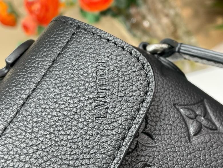 Сумка жіноча  Steamer East West M13888 фото 2