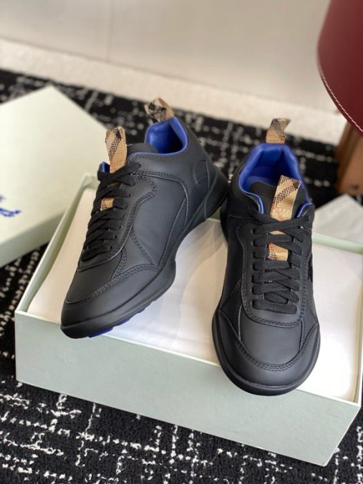 Кроссовки фото 5