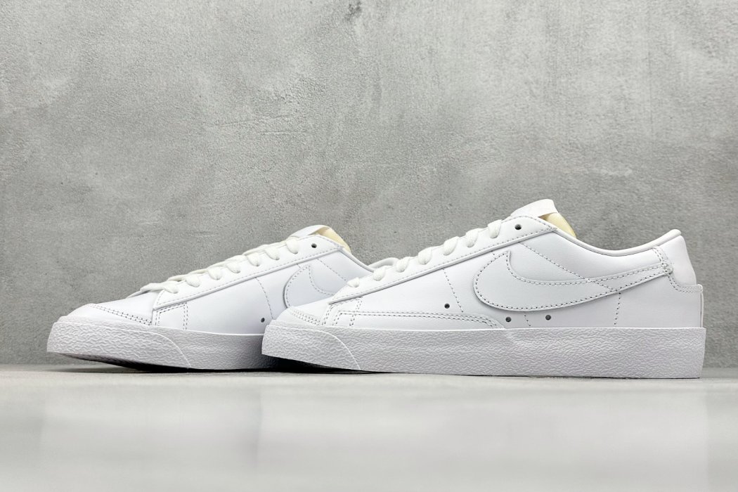 Кросівки Nike Blazer Low 77 фото 5