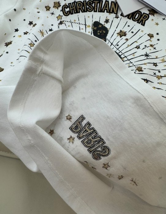 T-shirt women's фото 8