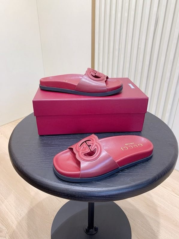 Шлепанцы женские фото 2