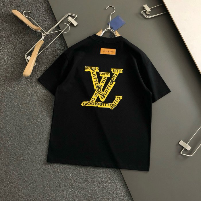 T-shirt men's фото 4