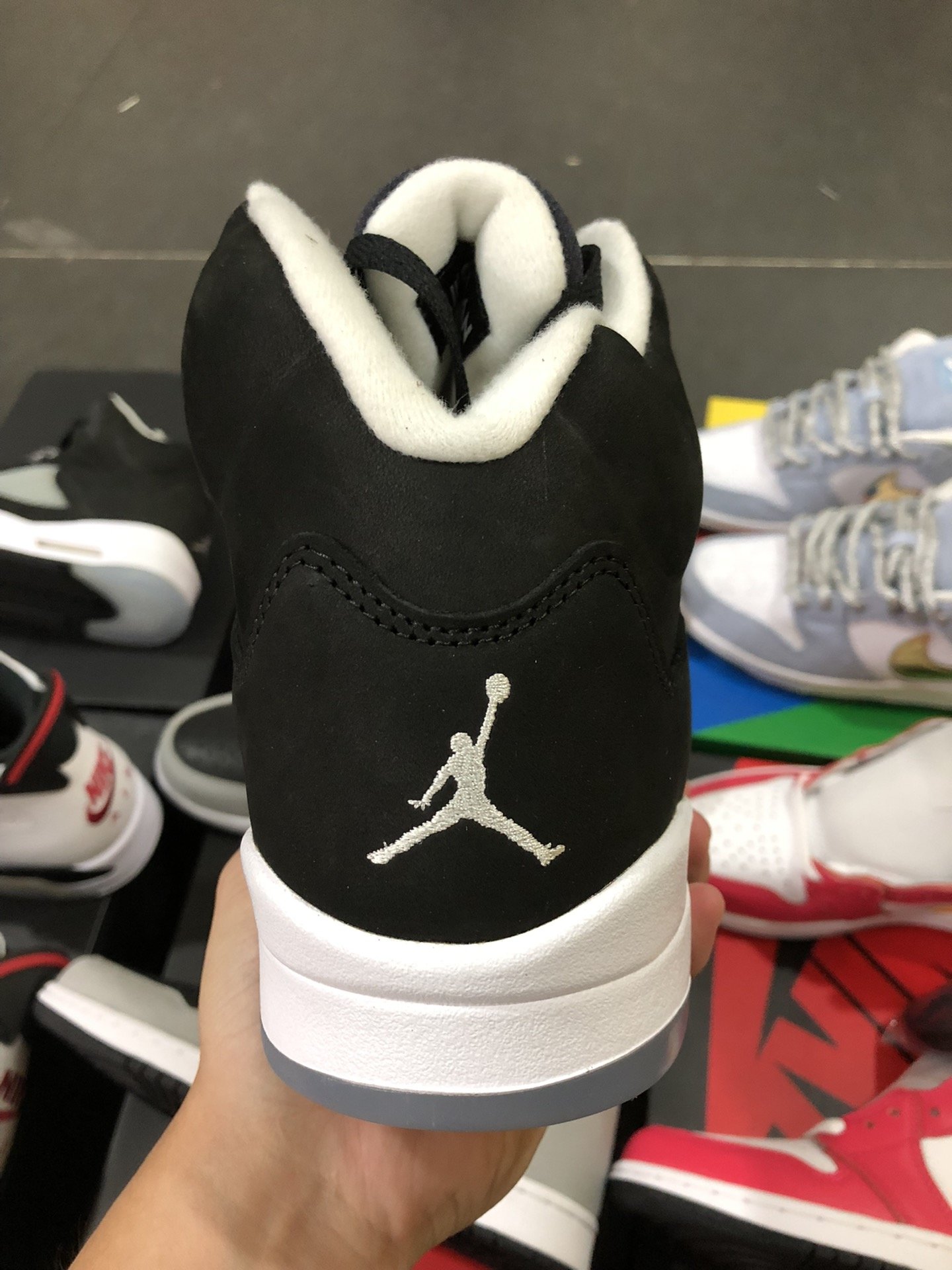 Кроссовки Air Jordan 5 фото 3