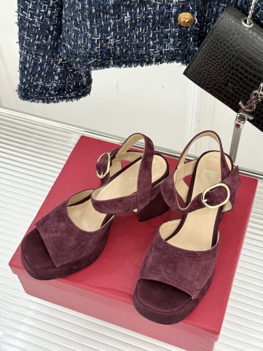 Босоножки фото 2