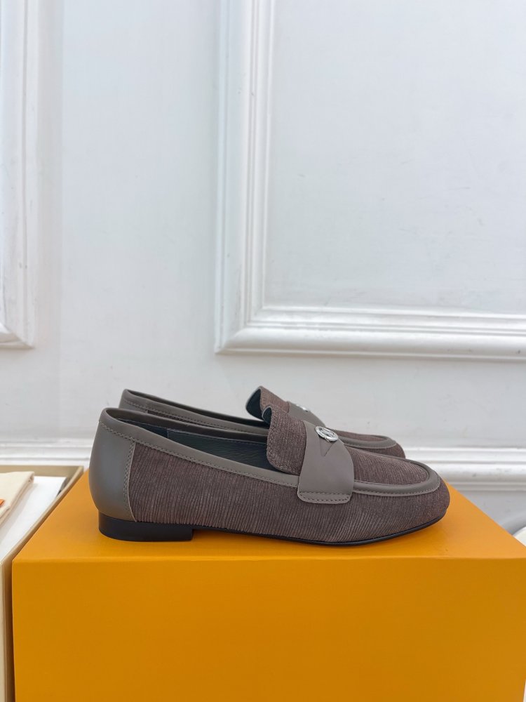 Лоферы женские фото 2