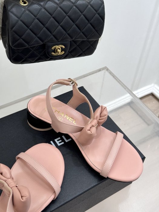 Босоножки фото 5