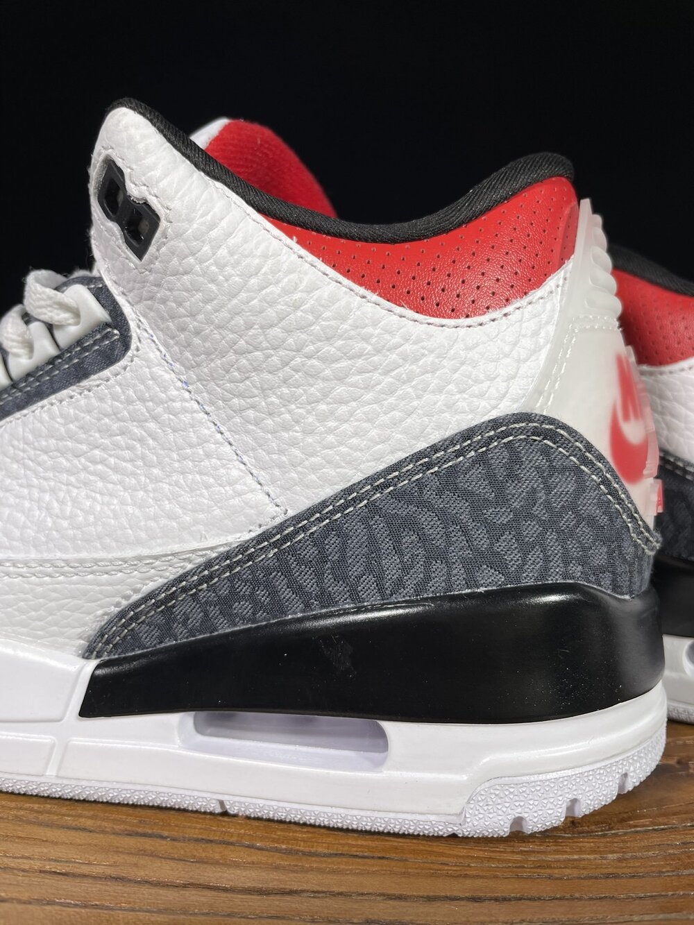 Sneakers Air Jordan 3 Retro SE Fire Red Denim - CZ6431-100 фото 5