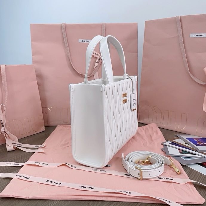 Сумка женская Matelasse 5BG263 24 см фото 9