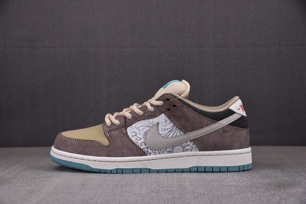 Sneakers SB Dunk Low Big Money Savings