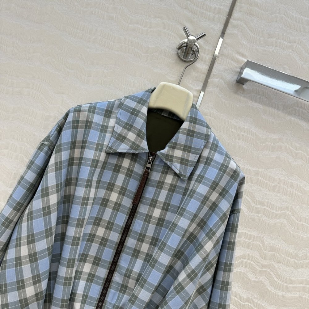 Куртка женская фото 2