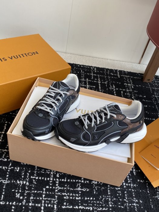 Sneakers фото 3