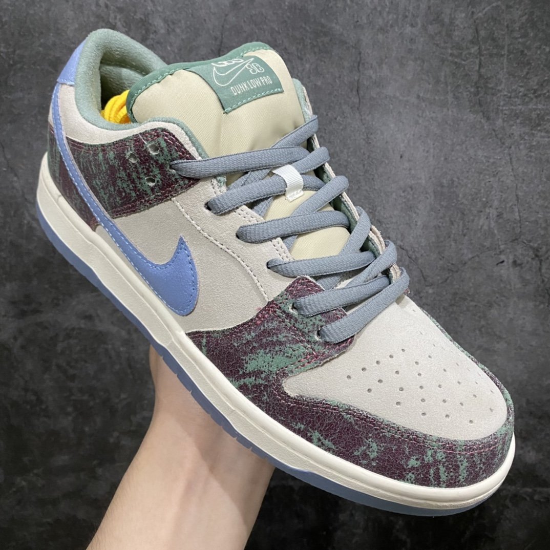 Sneakers SB Dunk Low FN4193-100 фото 3