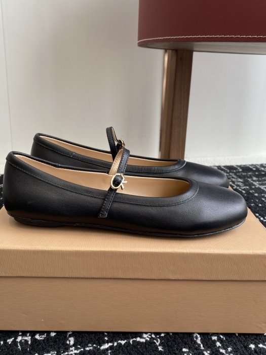 Ballet shoes фото 2