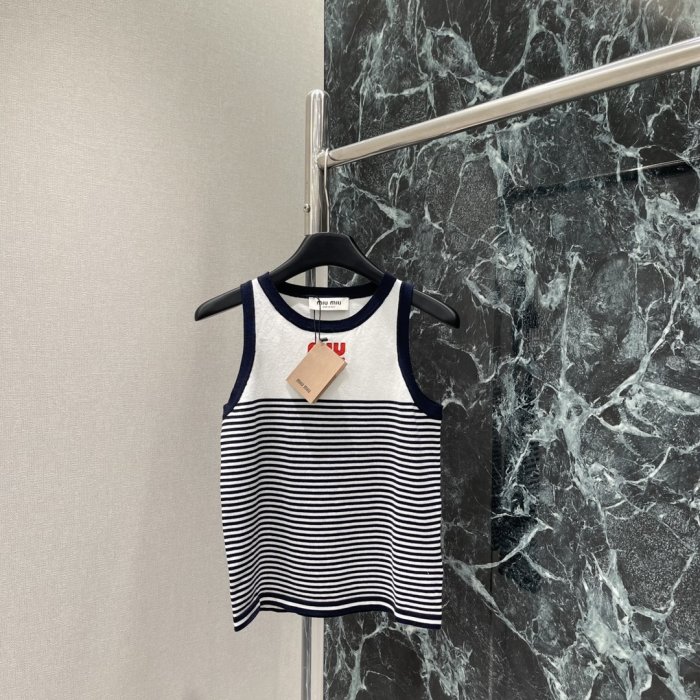 Майка женская