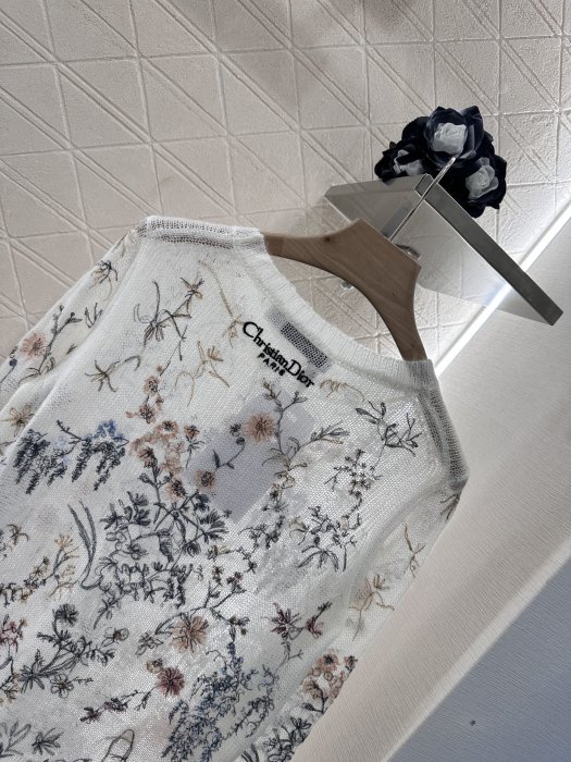 Кофта жіноча фото 4