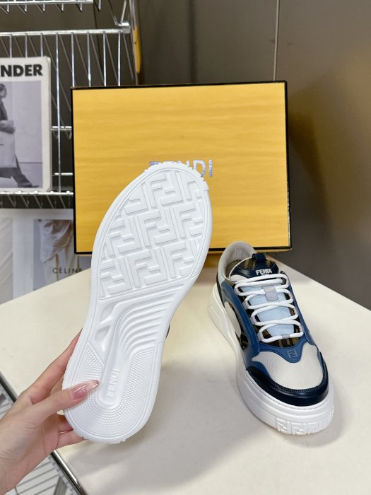 Кроссовки фото 9