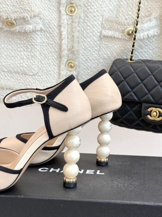 Босоножки фото 6