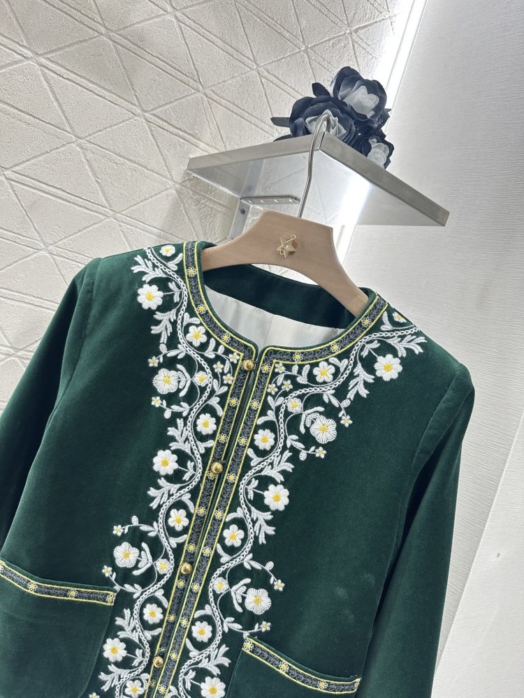 Пиджак бархатный женский фото 3