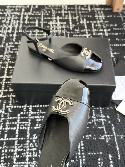 Босоножки фото 6