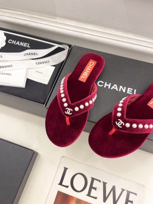 Шлепанцы фото 7