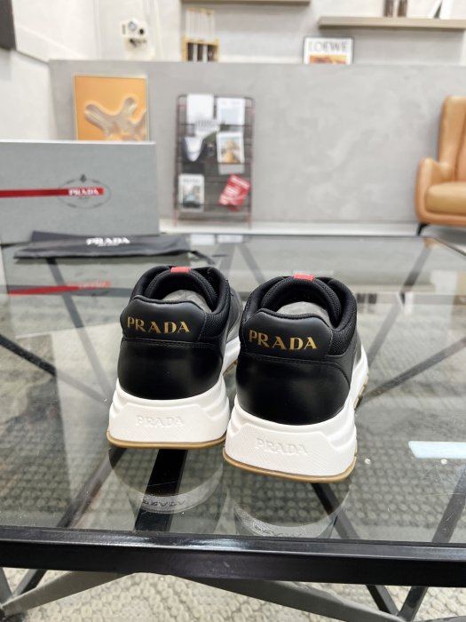 Кросівки чоловічі фото 8