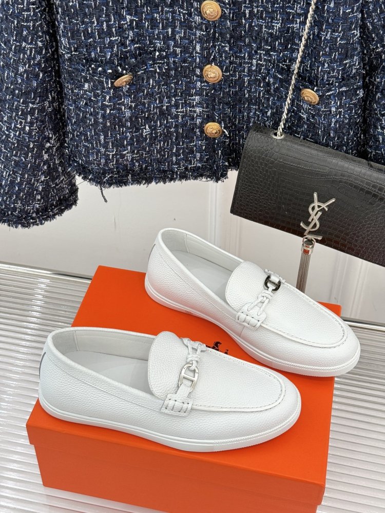 Лоферы жіночі фото 3