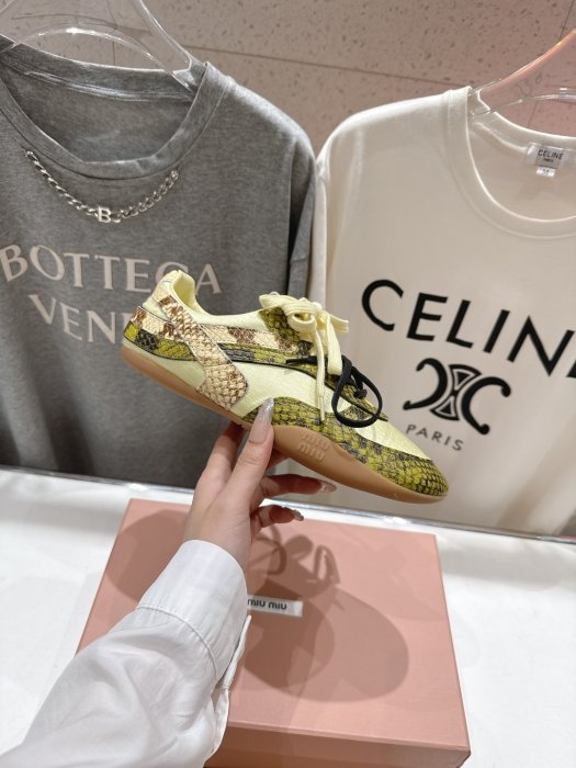 Кроссовки фото 5